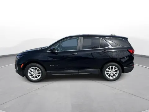 Photos of 2022 Chevrolet Equinox LT for sale in Omaha, NE at Gregg Young Chevrolet - Omaha