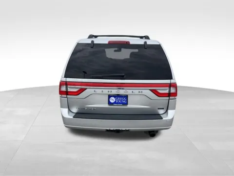 More photos of 2017 Lincoln Navigator Select at Gregg Young Chevrolet - Omaha, NE