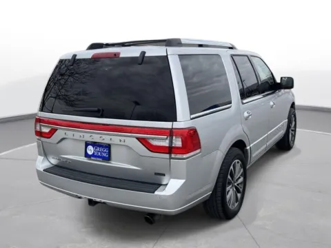 More photos of 2017 Lincoln Navigator Select at Gregg Young Chevrolet - Omaha, NE