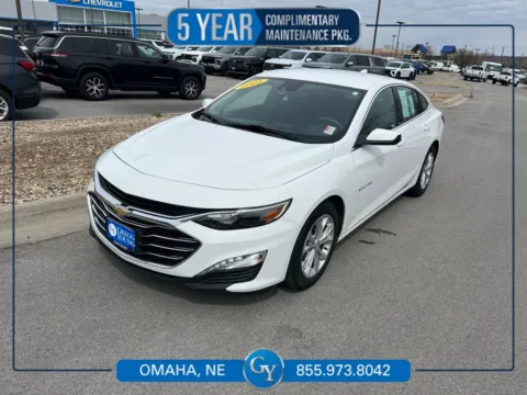 White 2021 Chevrolet Malibu LT for sale in Omaha, NE