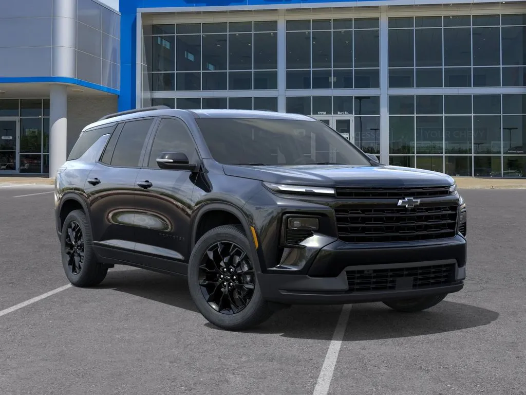2026 Chevrolet Traverse LT - Photo 8