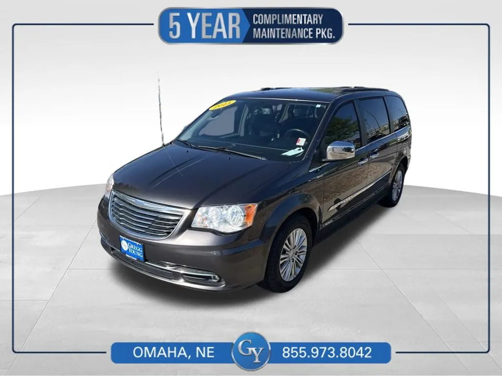 2015 Chrysler Town & Country Touring-L
