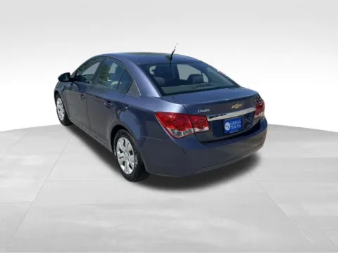 More photos of 2014 Chevrolet Cruze LS at Gregg Young Chevrolet of Omaha, NE