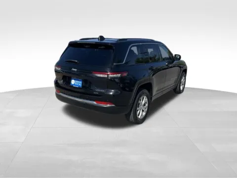 More photos of 2023 Jeep Grand Cherokee Limited at Gregg Young Chevrolet of Omaha, NE