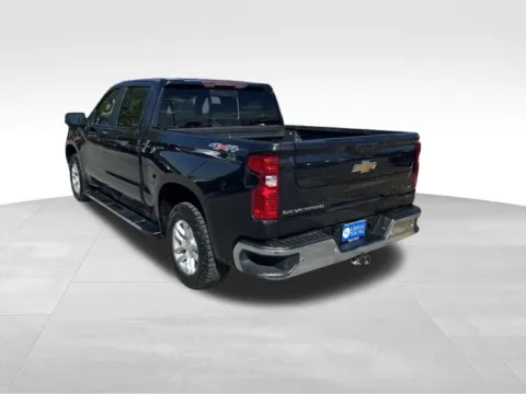 More photos of 2023 Chevrolet Silverado 1500 LT at Gregg Young Chevrolet of Omaha, NE