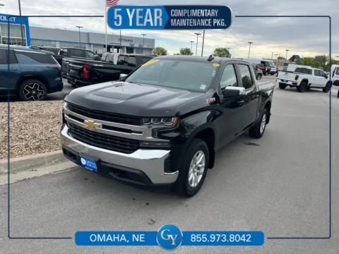 Black 2019 Chevrolet Silverado 1500 LT for sale in Omaha, NE