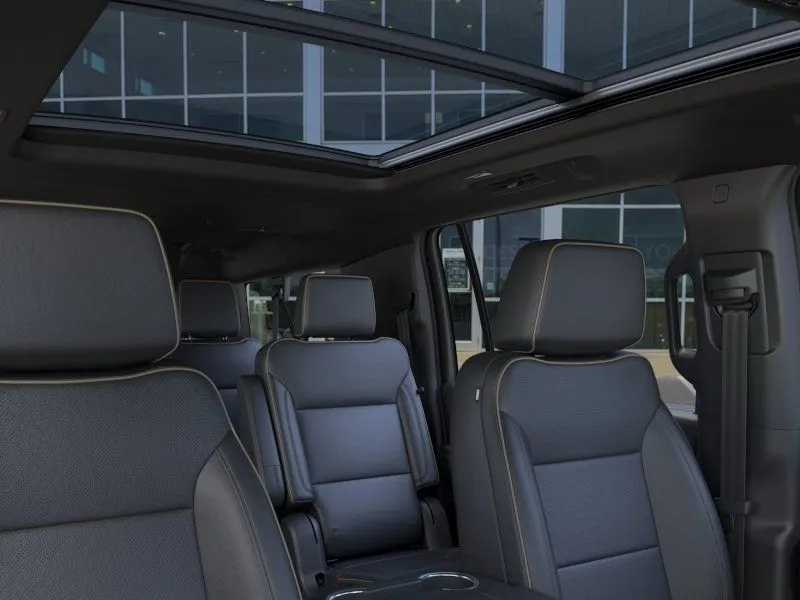 2026 Chevrolet Suburban Premier - Photo 24