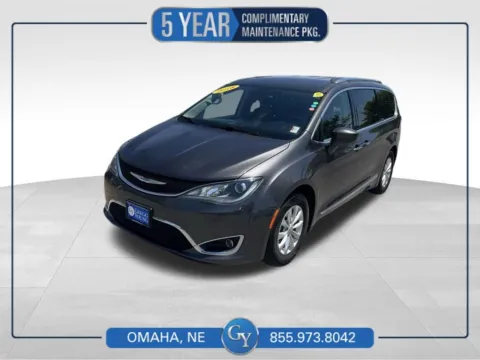 Unknown 2018 Chrysler Pacifica Touring L Plus for sale in Omaha, NE