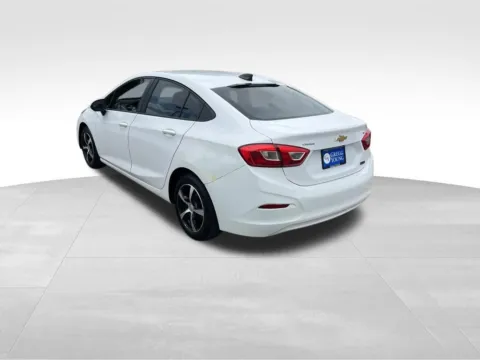 More photos of 2018 Chevrolet Cruze LS at Gregg Young Chevrolet of Omaha, NE