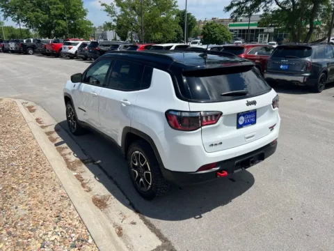 More photos of 2025 Jeep Compass Trailhawk at Gregg Young Chevrolet of Omaha, NE