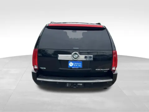 More photos of 2011 Cadillac Escalade ESV Luxury at Gregg Young Chevrolet of Omaha, NE