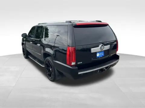 More photos of 2011 Cadillac Escalade ESV Luxury at Gregg Young Chevrolet of Omaha, NE