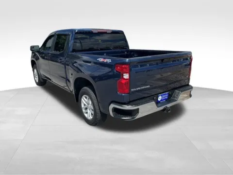 More photos of 2021 Chevrolet Silverado 1500 LT at Gregg Young Chevrolet of Omaha, NE