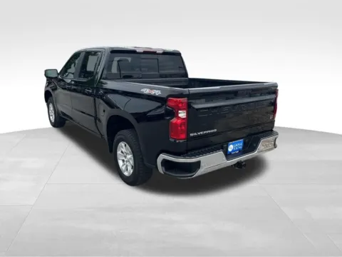More photos of 2023 Chevrolet Silverado 1500 LT at Gregg Young Chevrolet of Omaha, NE