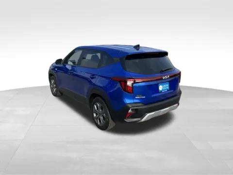 More photos of 2024 Kia Seltos LX at Gregg Young Chevrolet of Omaha, NE