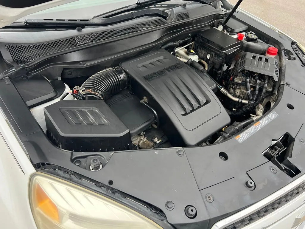 2012 Chevrolet Equinox LS - Photo 38