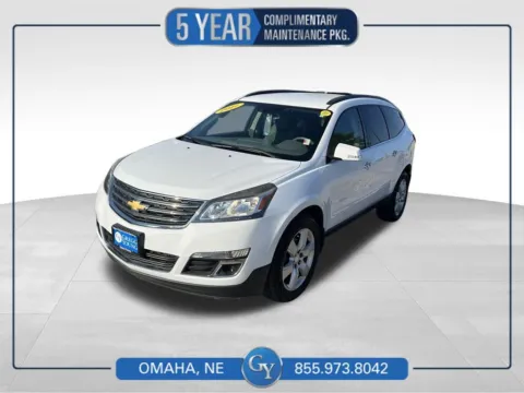 White 2017 Chevrolet Traverse LT for sale in Omaha, NE