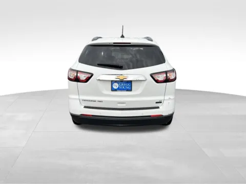 More photos of 2017 Chevrolet Traverse LT at Gregg Young Chevrolet of Omaha, NE