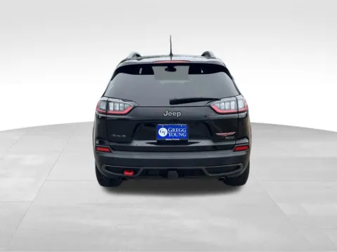 More photos of 2021 Jeep Cherokee Trailhawk at Gregg Young Chevrolet of Omaha, NE