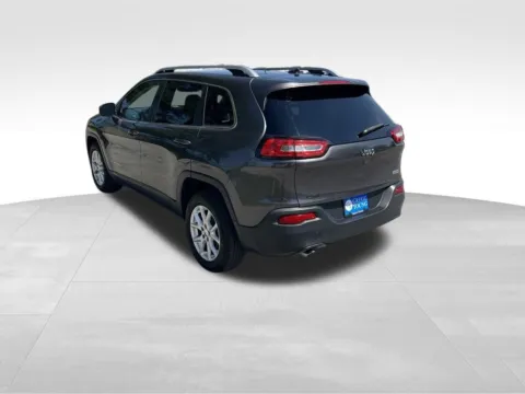 More photos of 2015 Jeep Cherokee Latitude at Gregg Young Chevrolet of Omaha, NE