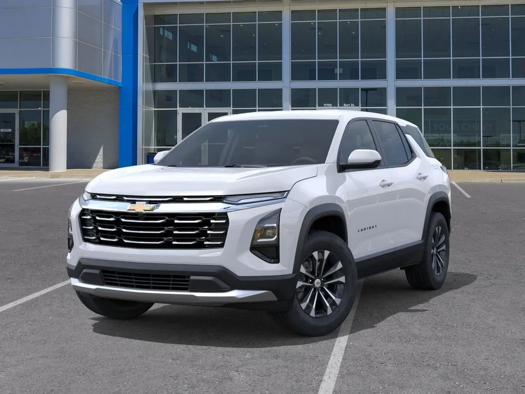 2027 Chevrolet Equinox LT - Photo 7