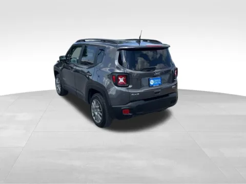 More photos of 2020 Jeep Renegade Latitude at Gregg Young Chevrolet of Omaha, NE