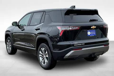 More photos of 2026 Chevrolet Equinox LT at Gregg Young Chevrolet of Omaha, NE