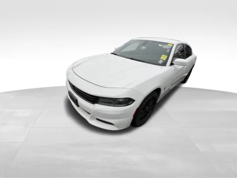 More photos of 2016 Dodge Charger R/T at Gregg Young Chevrolet of Omaha, NE