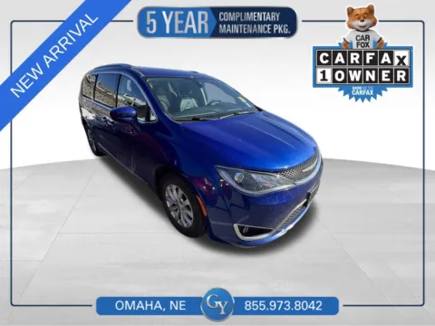 Blue 2018 Chrysler Pacifica Touring L Plus for sale in Omaha, NE