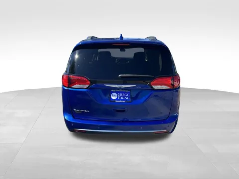 More photos of 2018 Chrysler Pacifica Touring L Plus at Gregg Young Chevrolet of Omaha, NE