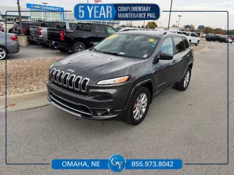 Gray 2018 Jeep Cherokee Overland for sale in Omaha, NE
