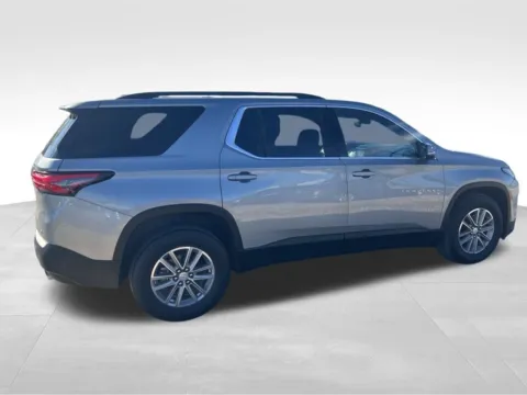 More photos of 2023 Chevrolet Traverse LT at Gregg Young Chevrolet of Omaha, NE