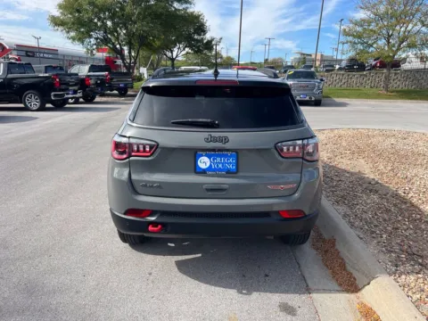 More photos of 2021 Jeep Compass Trailhawk at Gregg Young Chevrolet of Omaha, NE