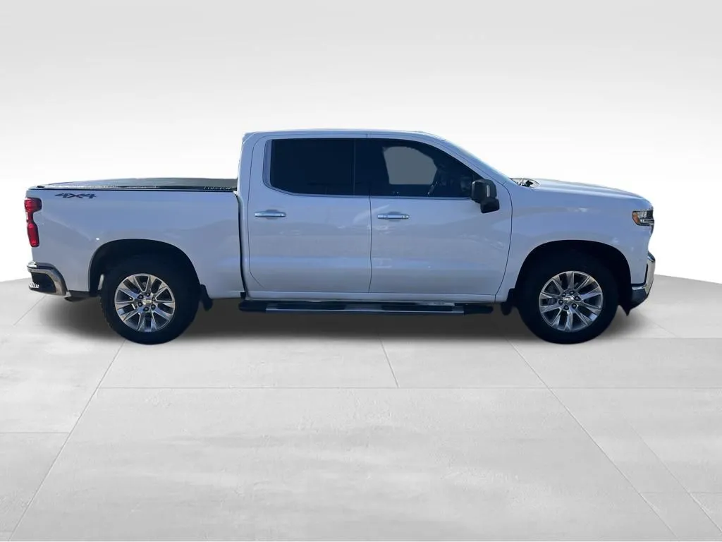 2019 Chevrolet Silverado 1500 LTZ photo 2