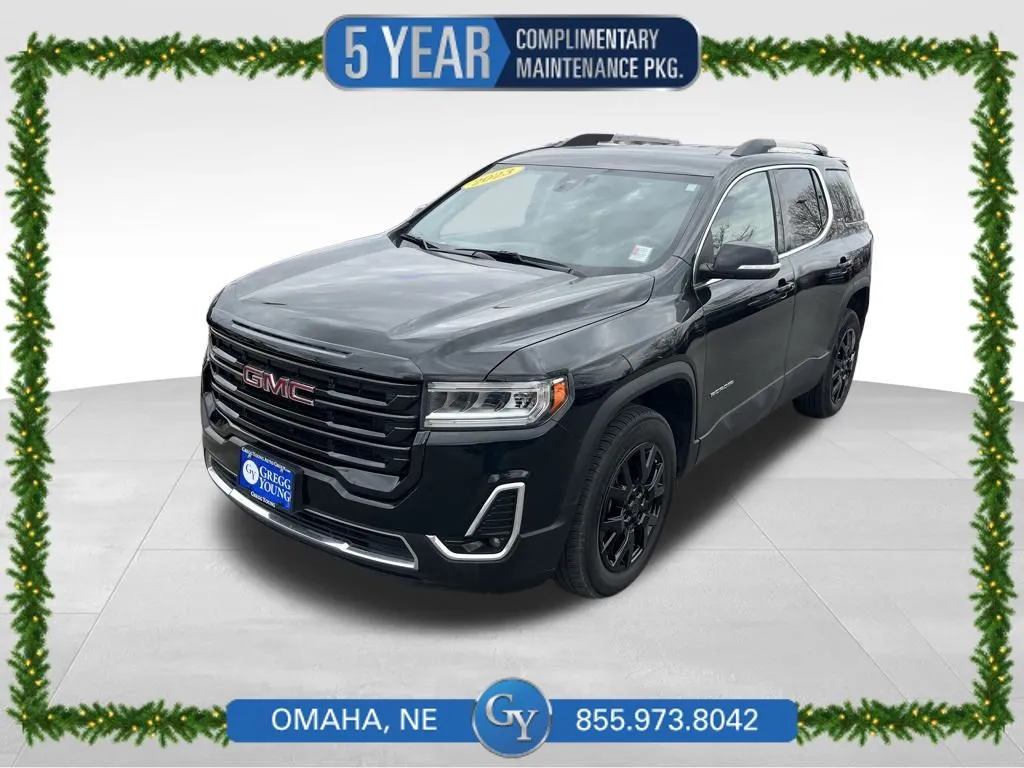 2023 GMC Acadia SLT's photo