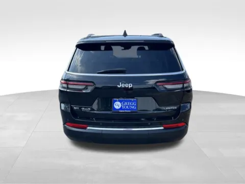 More photos of 2022 Jeep Grand Cherokee L Limited at Gregg Young Chevrolet - Omaha, NE