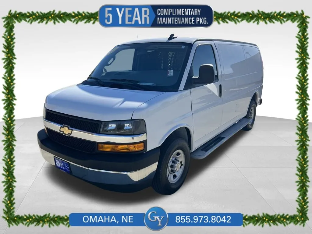 2024 Chevrolet Express Cargo Work Van's photo