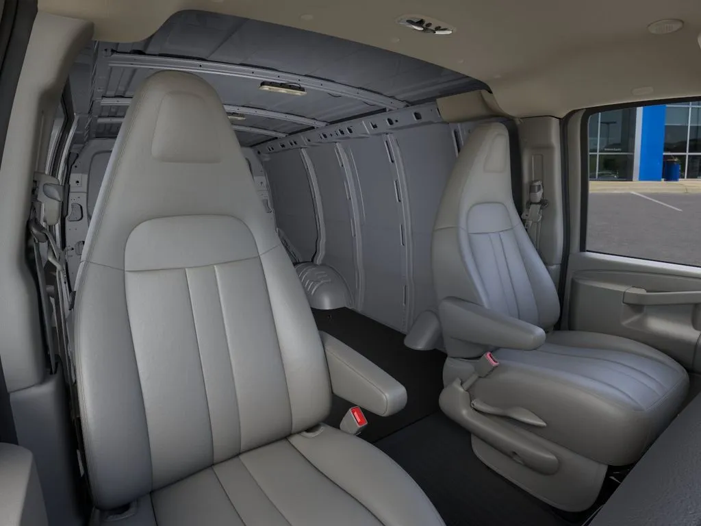 2025 Chevrolet Express Cargo Work Van - Photo 17