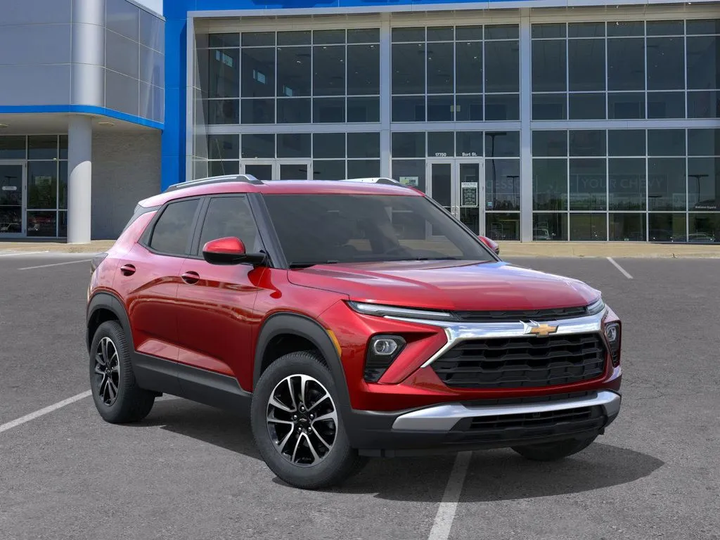 2026 Chevrolet Trailblazer LT photo 2