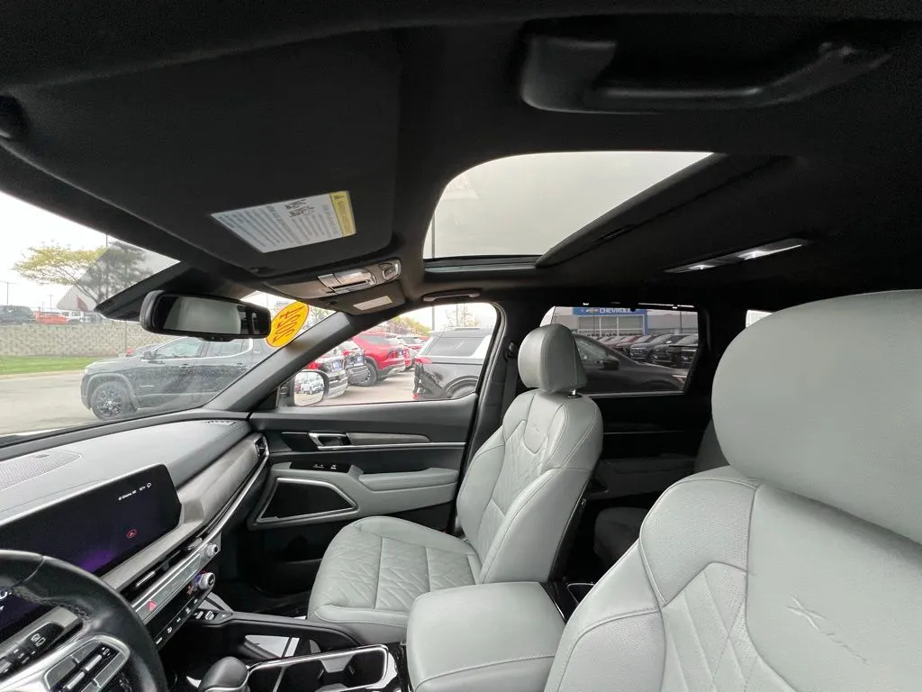 2024 Kia Telluride EX X-Line photo 3