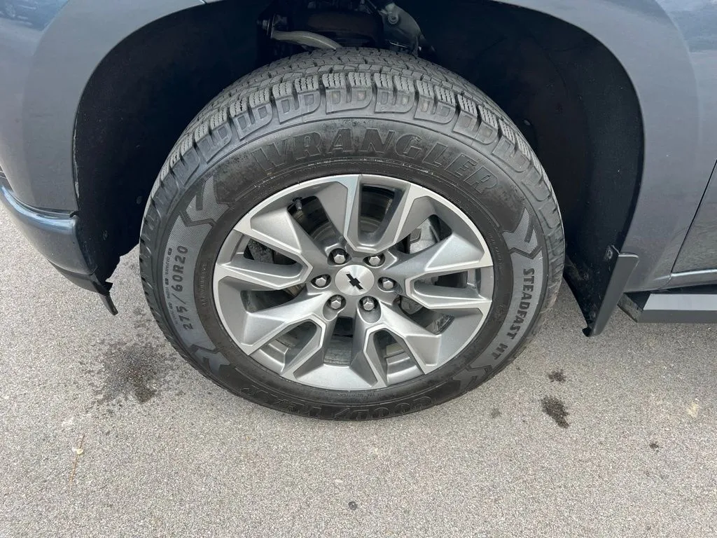 2021 Chevrolet Silverado 1500 RST photo 4