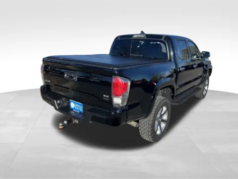 More photos of 2018 Toyota Tacoma Limited at Gregg Young Chevrolet - Omaha, NE