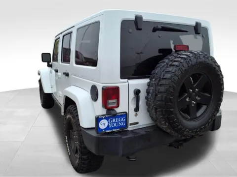 More photos of 2015 Jeep Wrangler Unlimited Sahara at Gregg Young Automotive of Atlantic - Chevrolet GMC, IA