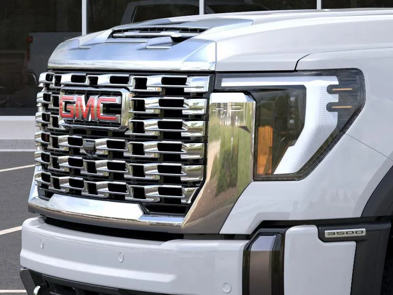 2026 GMC Sierra 3500HD Denali - Photo 14