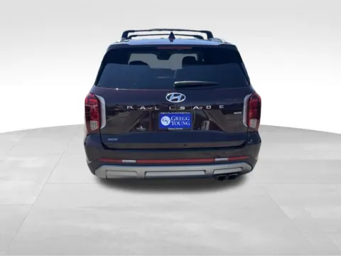 More photos of 2023 Hyundai Palisade SEL at Gregg Young Chevrolet GMC Atlantic, IA