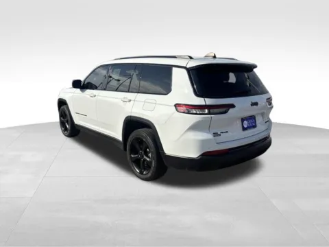 More photos of 2023 Jeep Grand Cherokee L Limited at Gregg Young Chevrolet GMC Atlantic, IA