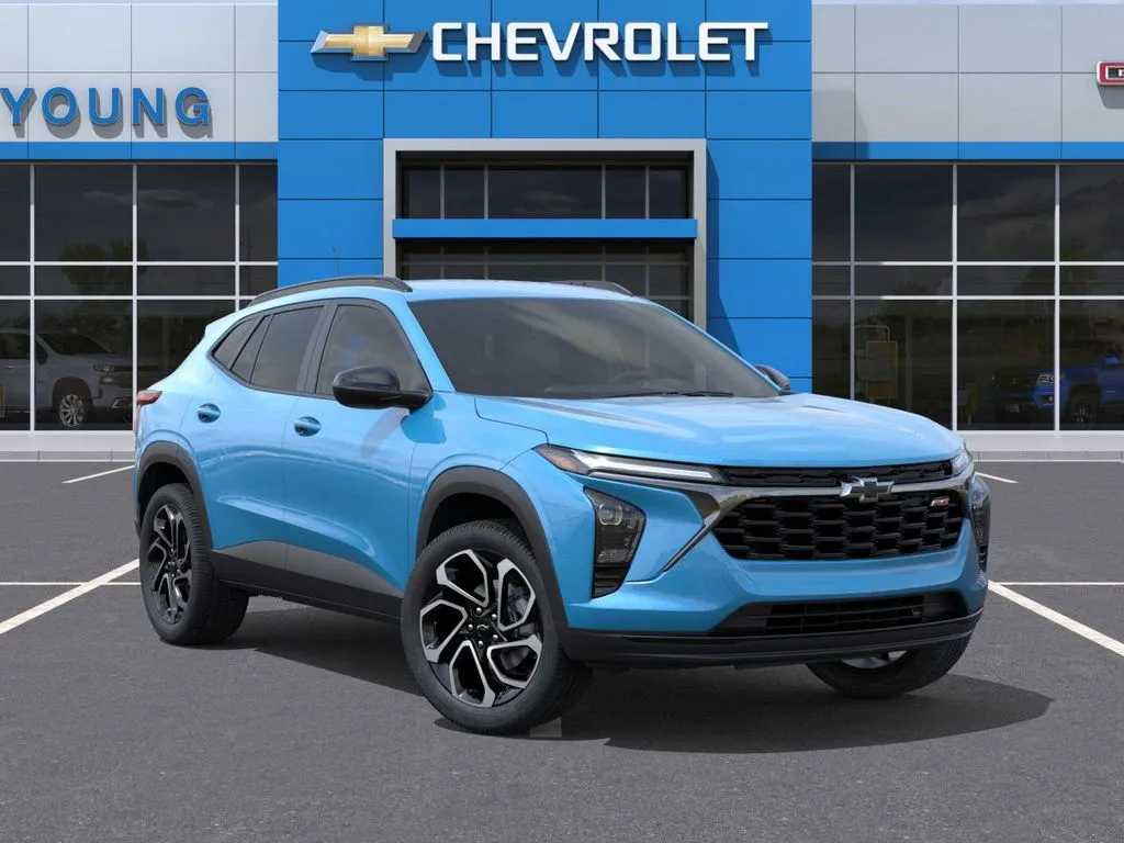 2025 Chevrolet Trax photo 2