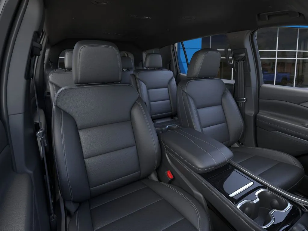 2026 Chevrolet Traverse photo 4