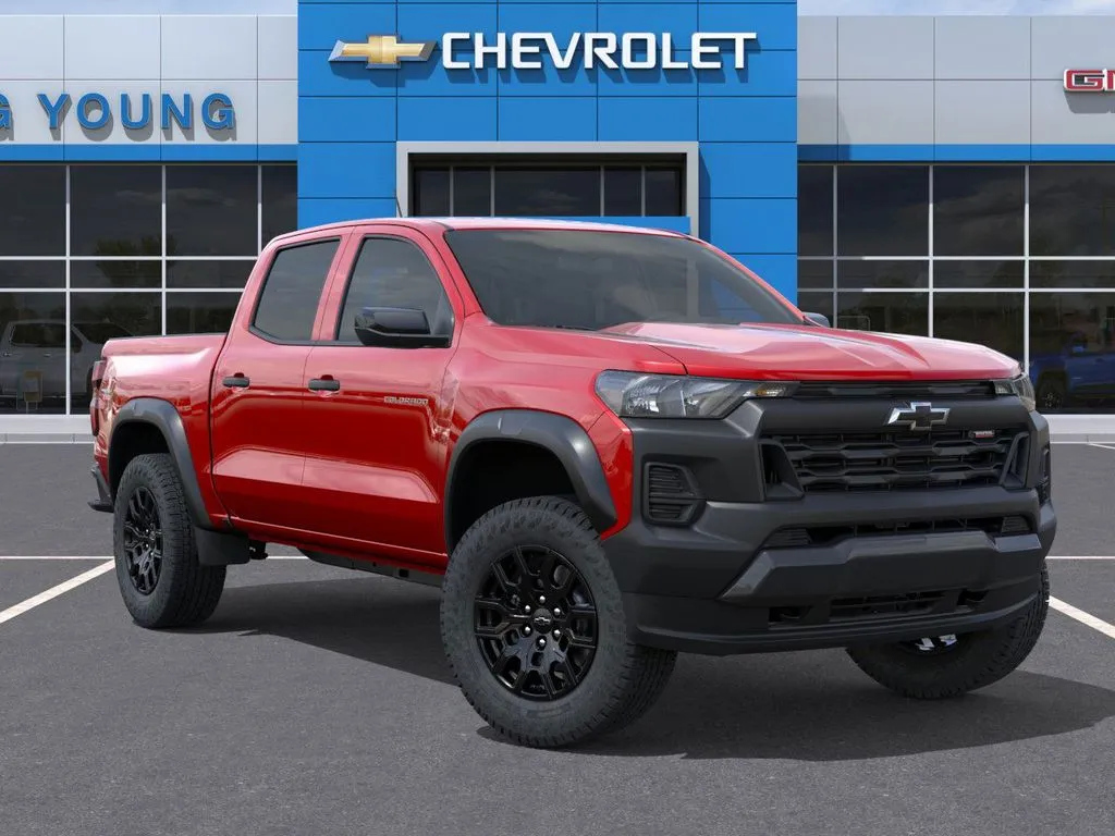 2026 Chevrolet Colorado Trail Boss photo 3