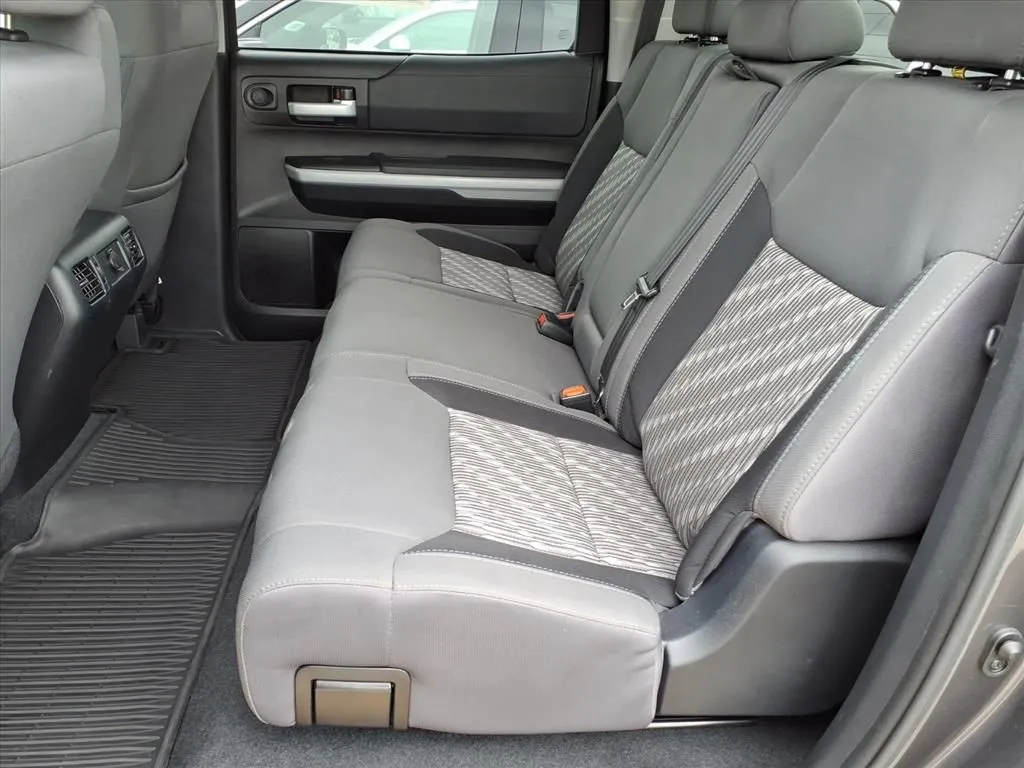 2019 Toyota Tundra SR5 Grade photo 4